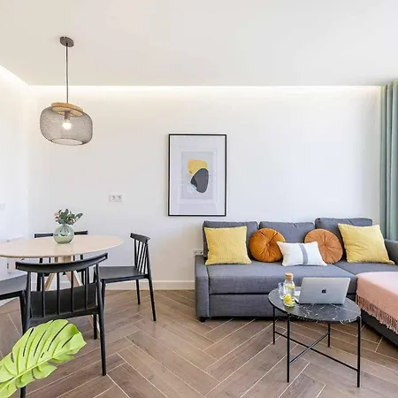 Vivendos - Tr13 - Miramar Apartmán